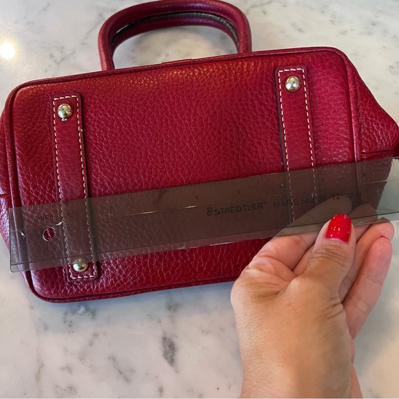 Dooney & Bourke Vintage Baby Domed Satchel red like new - Picture 6 of 9